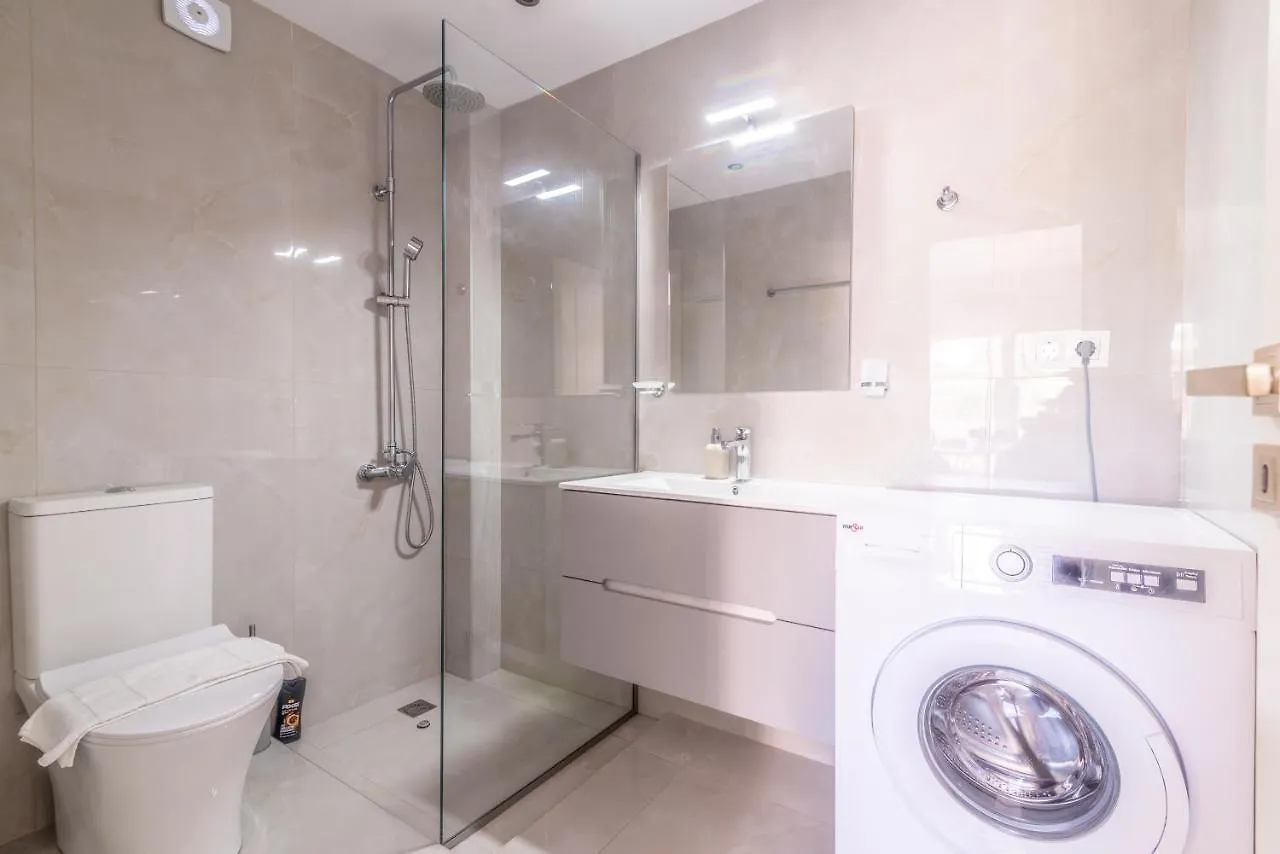 Elegant Suite 4 Near The Beach Gazi