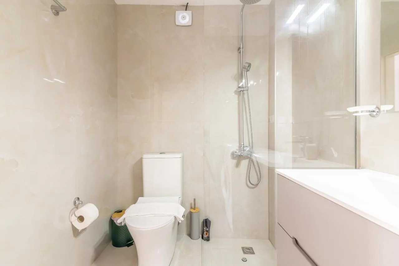 Elegant Suite 4 Near The Beach Gazi